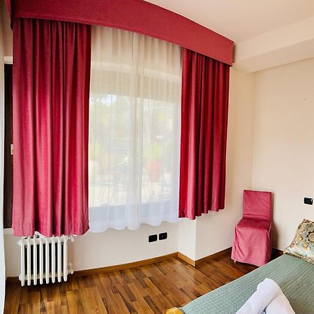 Welcome Traveller Frida'S Rooms Caprino Veronese Buitenkant foto