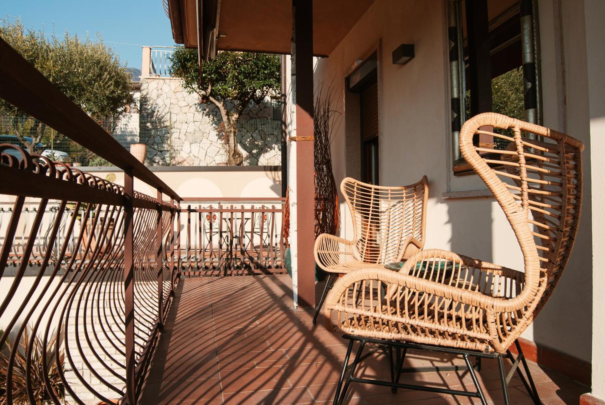Welcome Traveller Frida'S Rooms Caprino Veronese Buitenkant foto